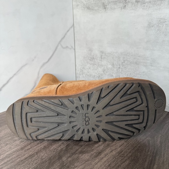 UGG Meadow Boot Chestnut Size 10 - Picture 5 of 5